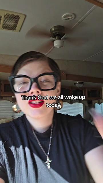 @Mombie 🪷