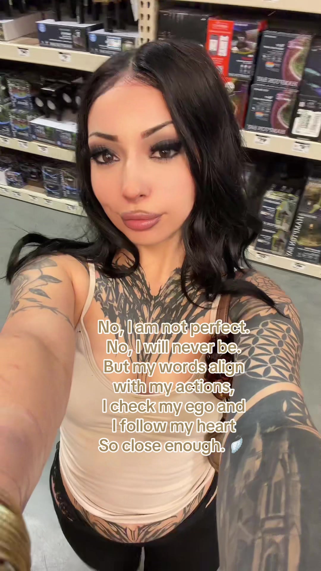@𝒱𝒶𝓃ℯ𝓈𝓈𝒶