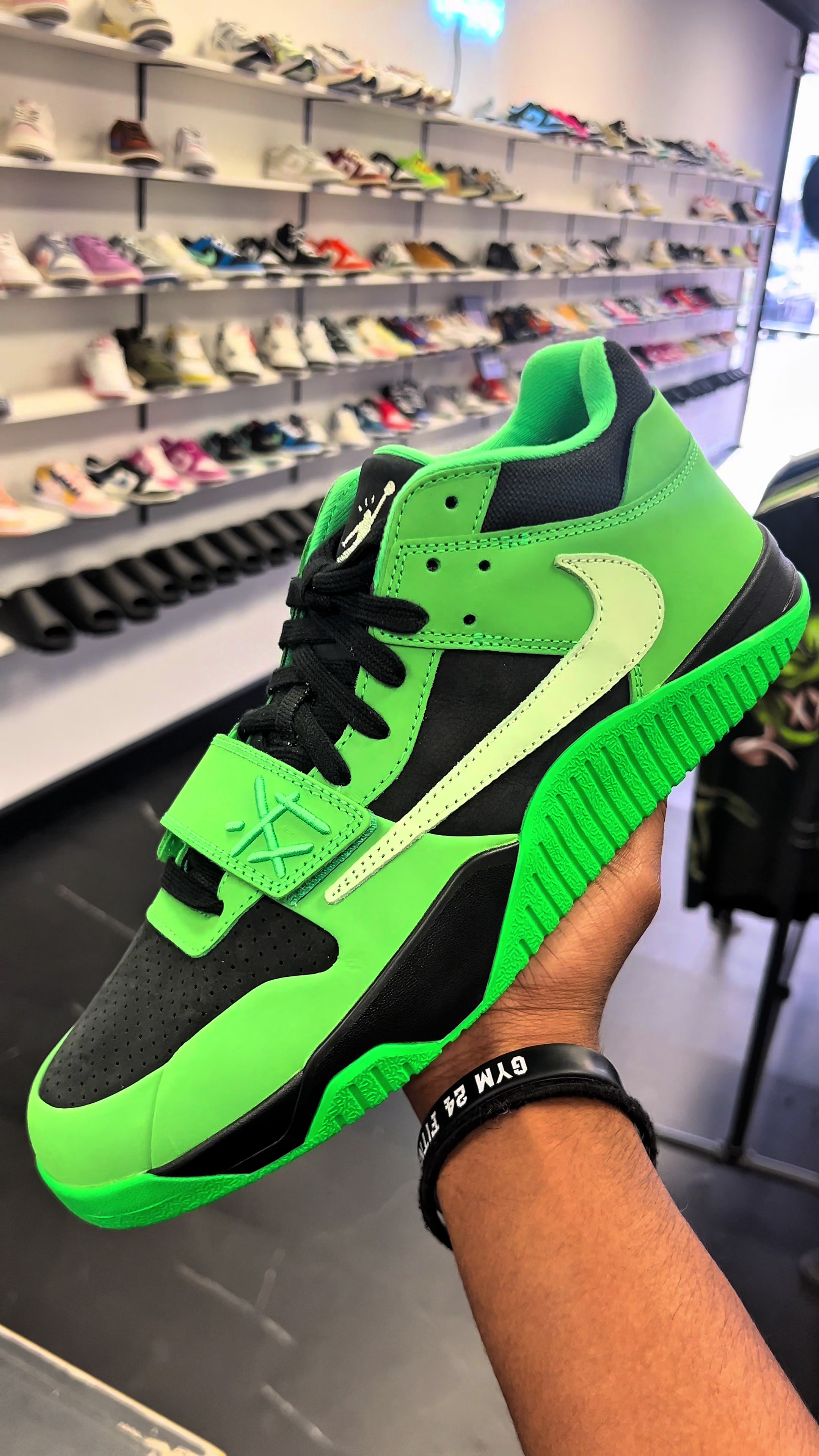@uptownkicksfam