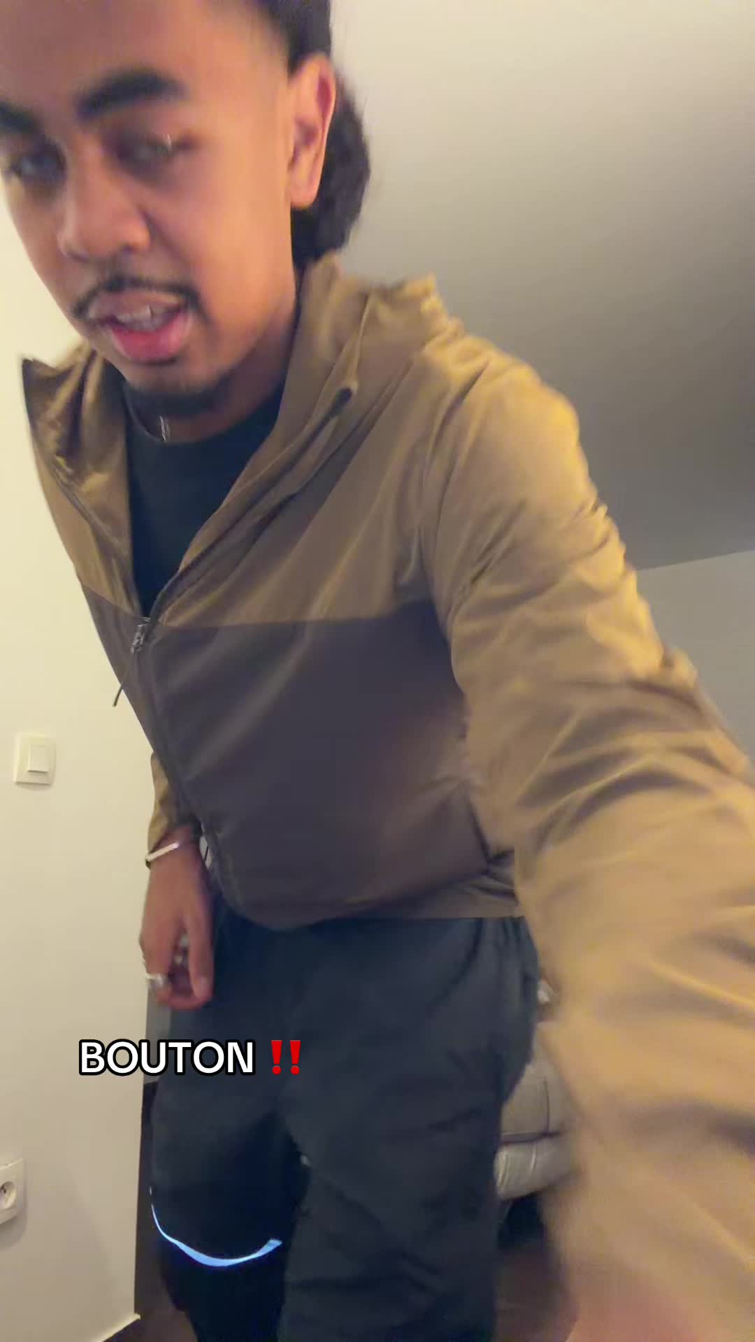 @M.yn