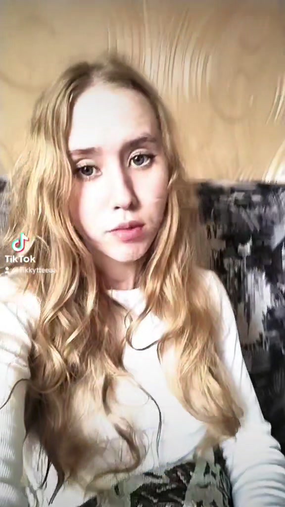 @vikkuteeaa