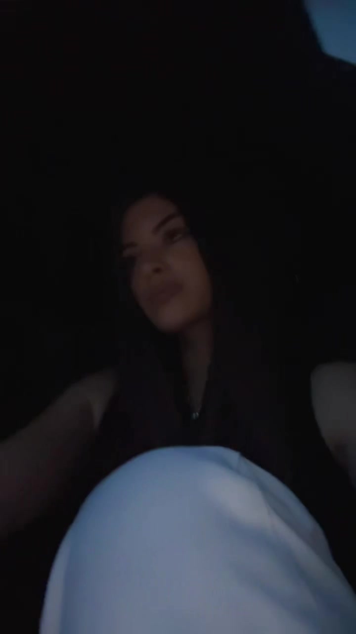 @👸