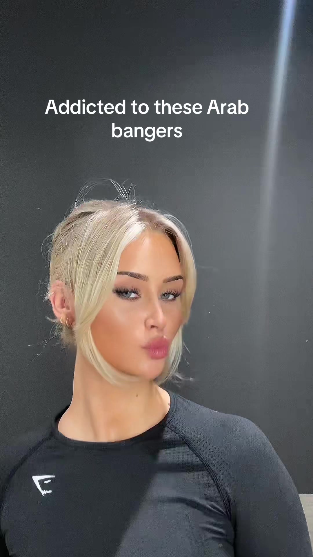 @Lina