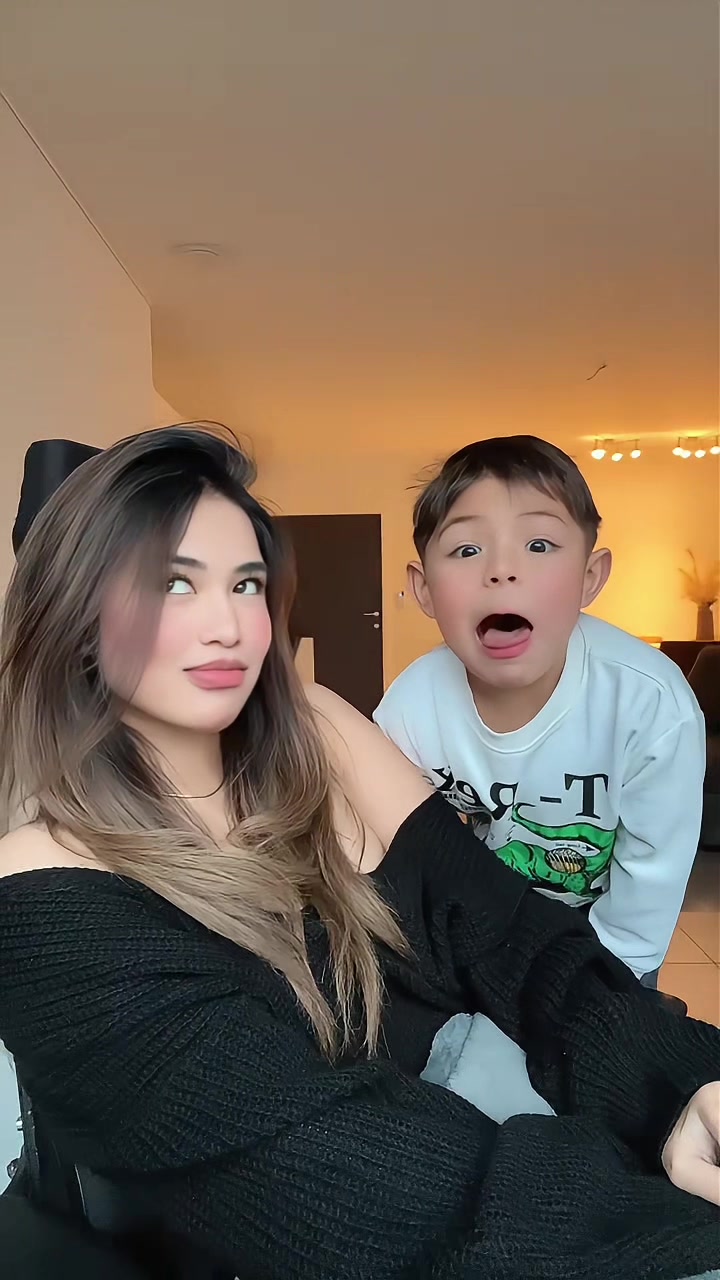 @Jai✨