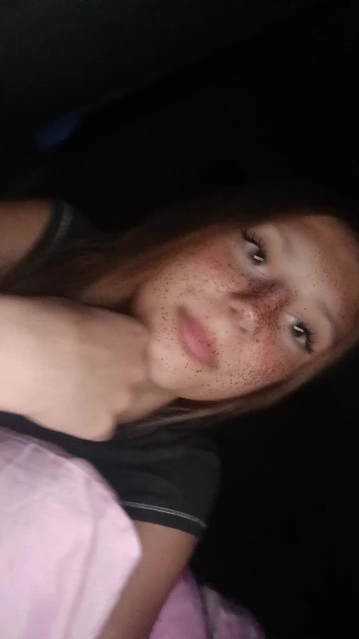 @𝕃𝕒𝕣𝕒 𝕊𝕠𝕡𝕙𝕚𝕖💙🤍