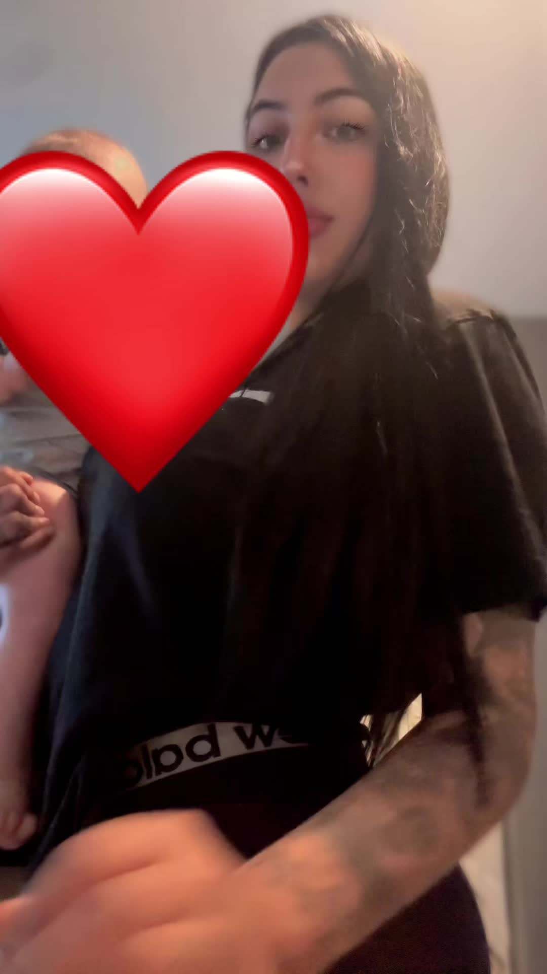 @Erikasaldana