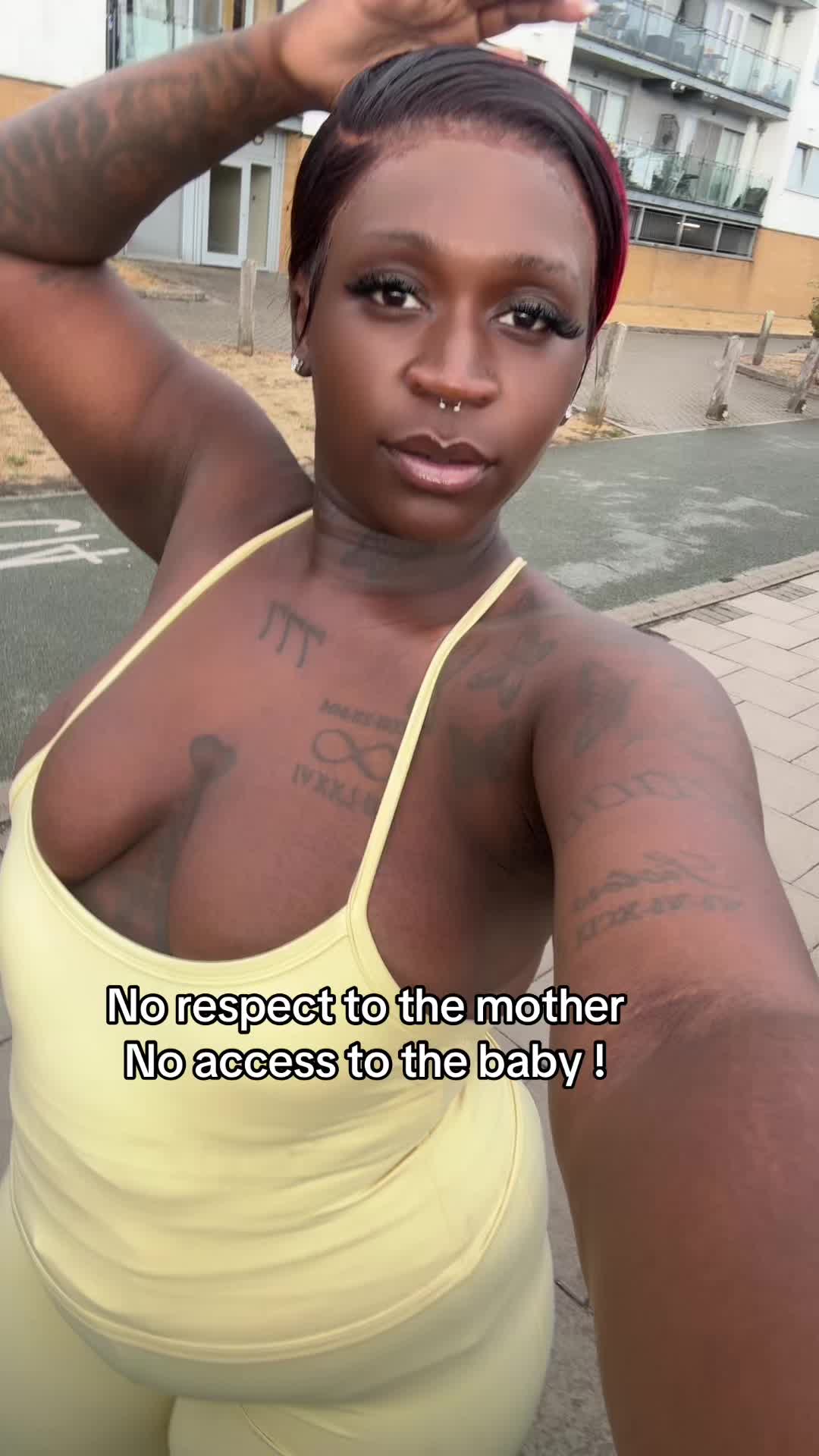 @IAMREIGNDOLLL