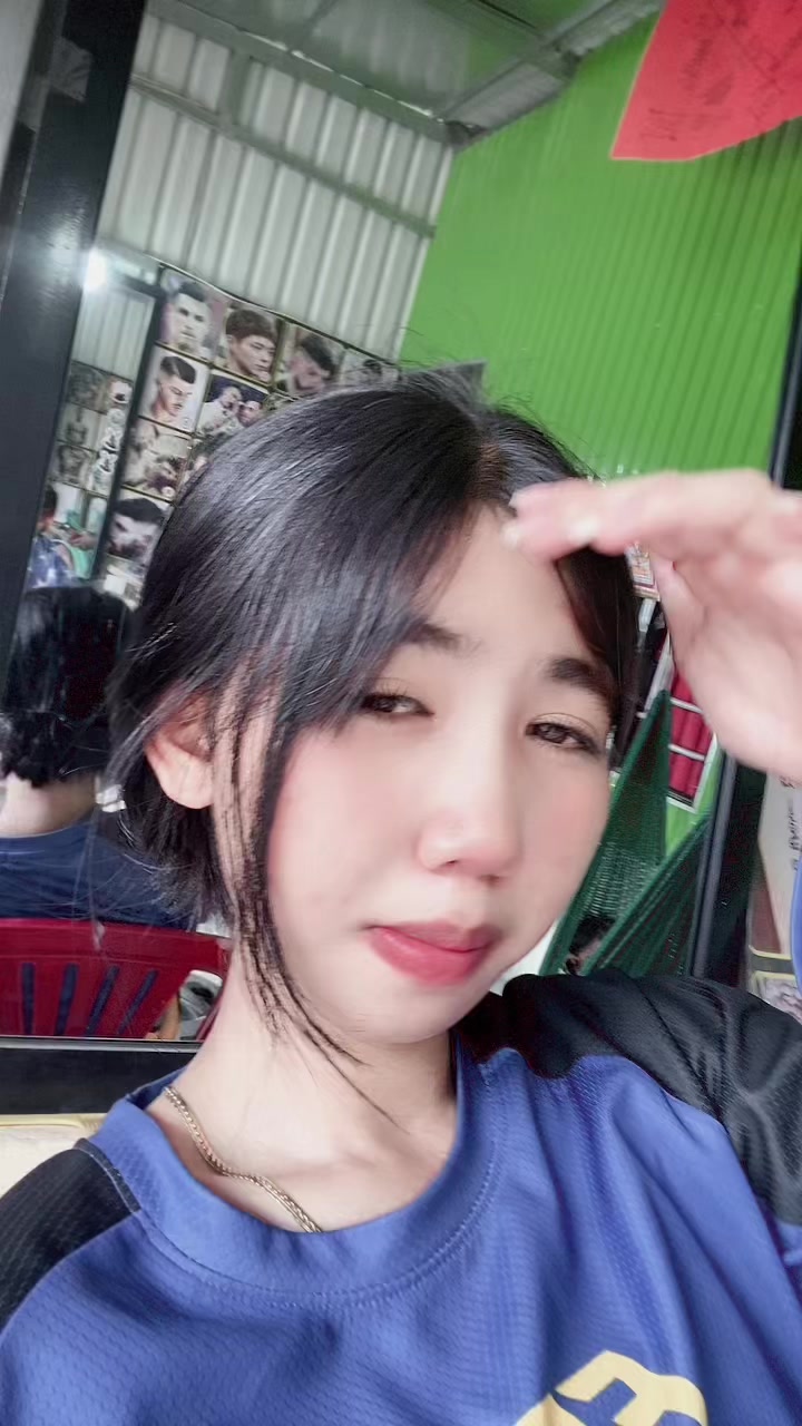 @Lay