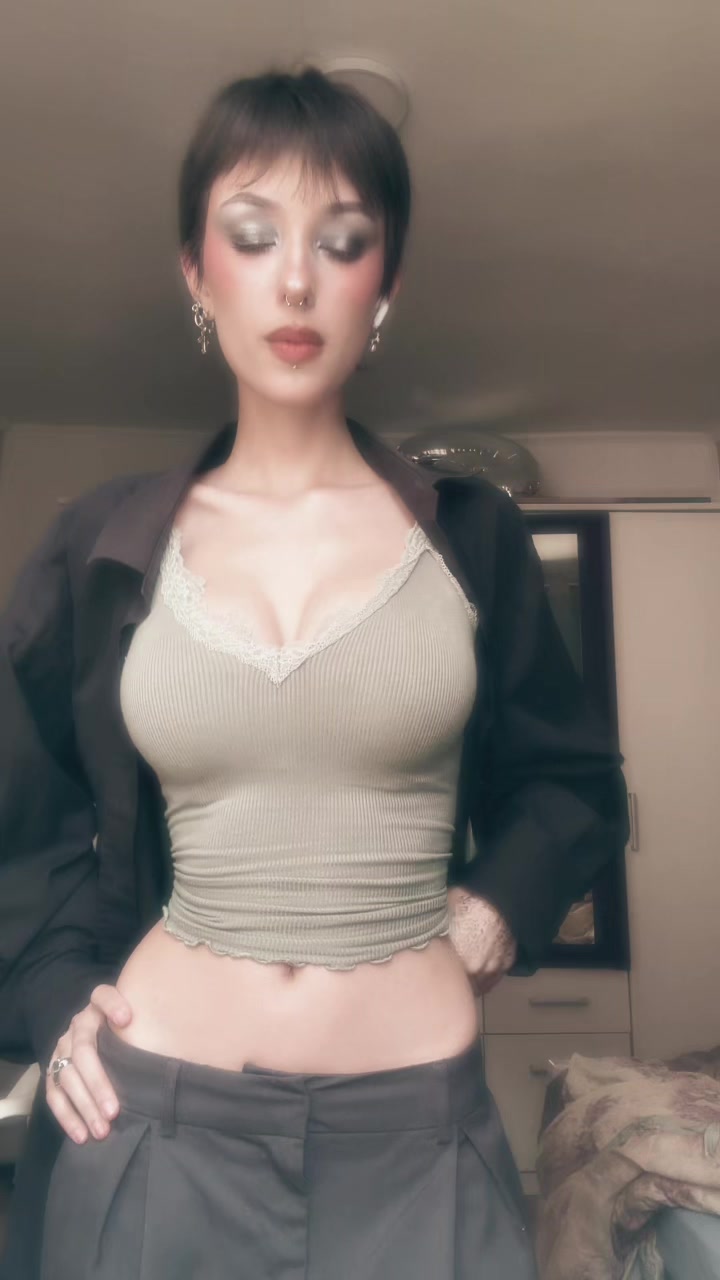 @Eleonora