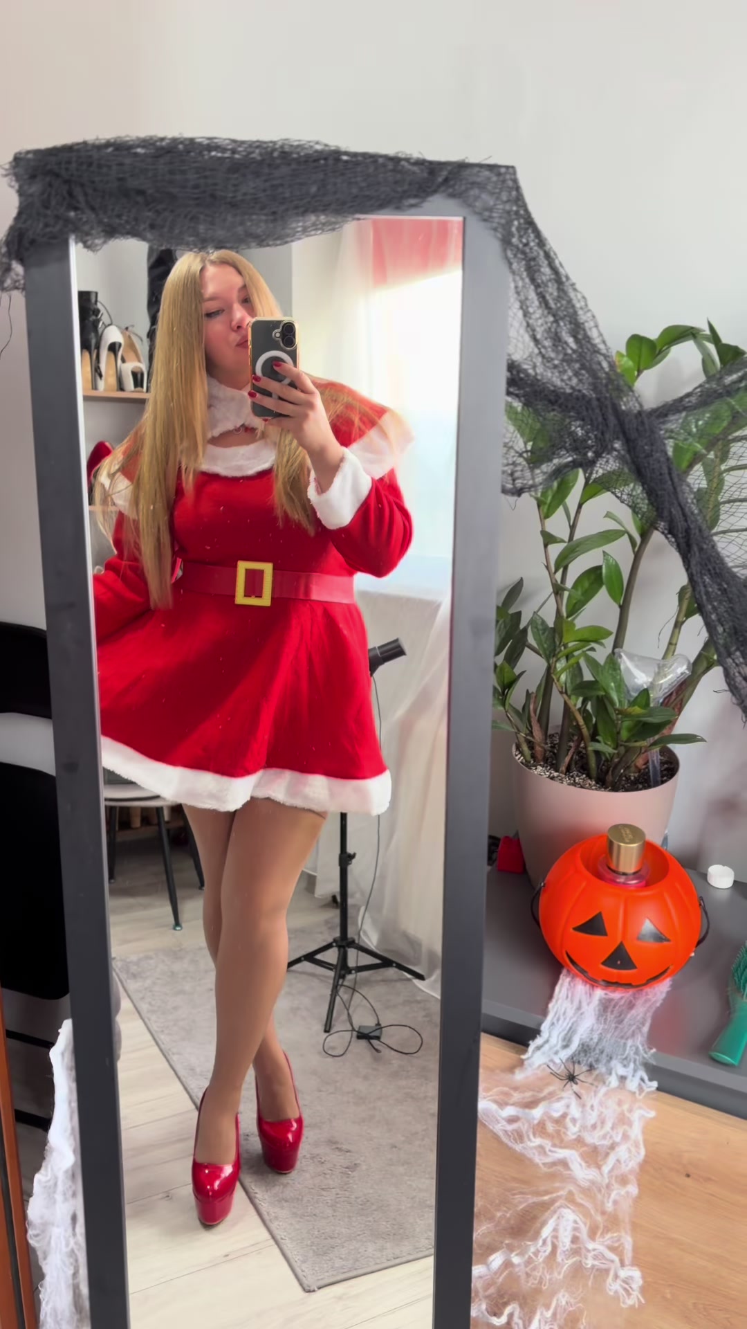 @Jess Foxx