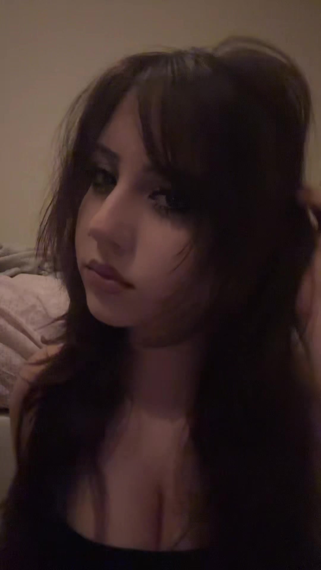 @👅
