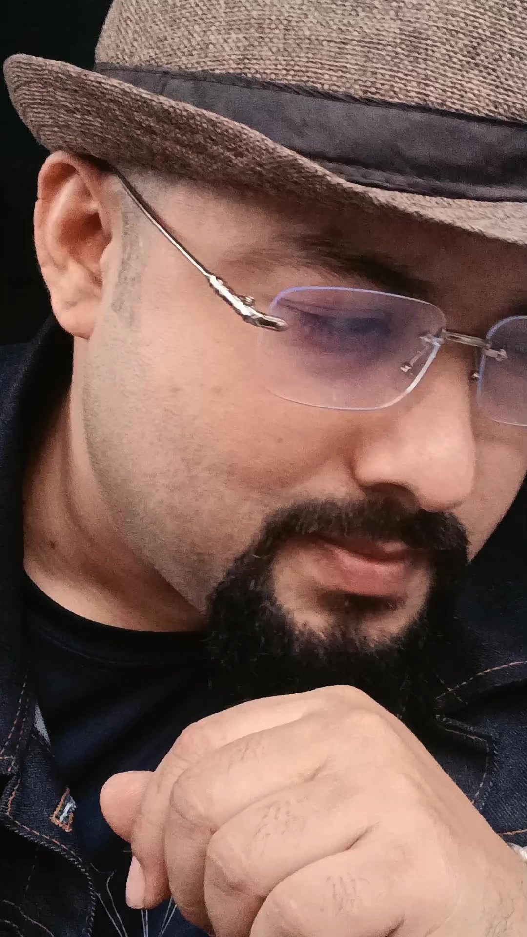 @Nepali🇳🇵SALMAN-1 (Bikram)