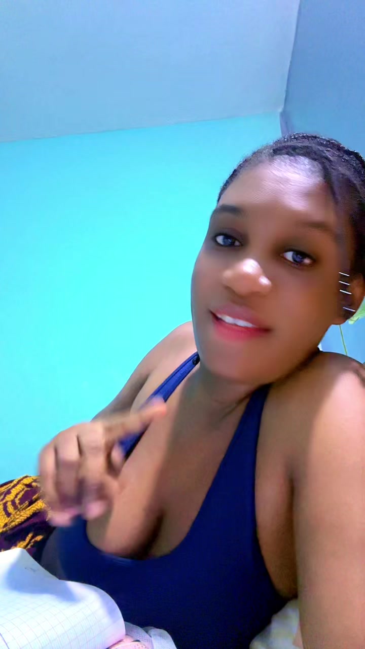 @Marie France 🇨🇮