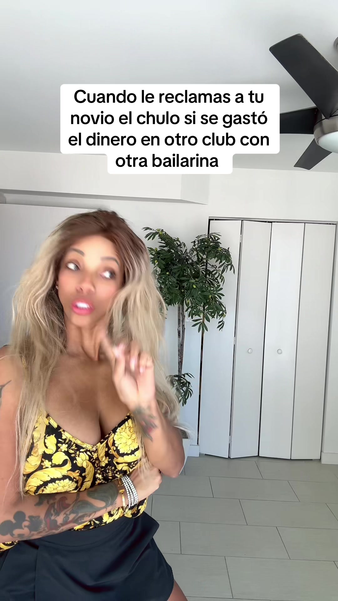 @Unica_mulatisima_versace