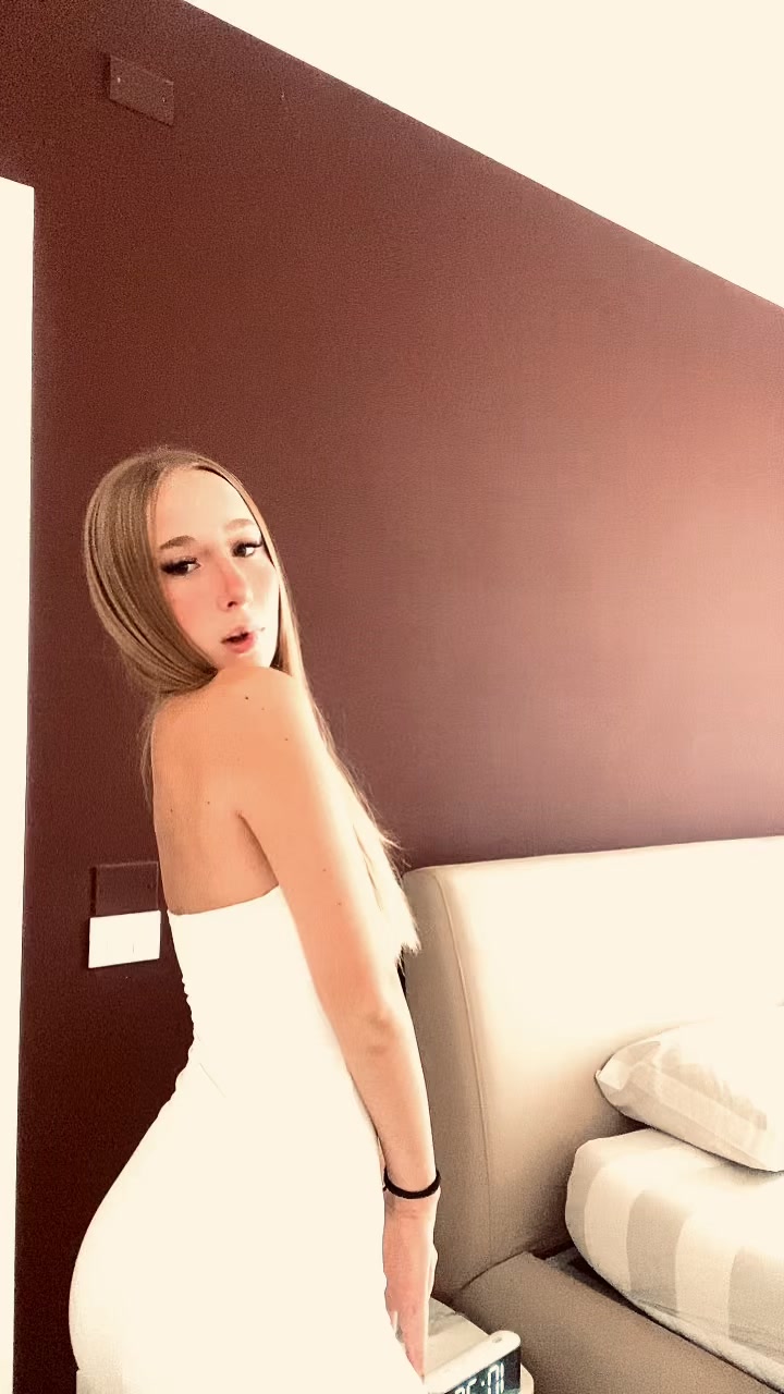 @nicole👻💕