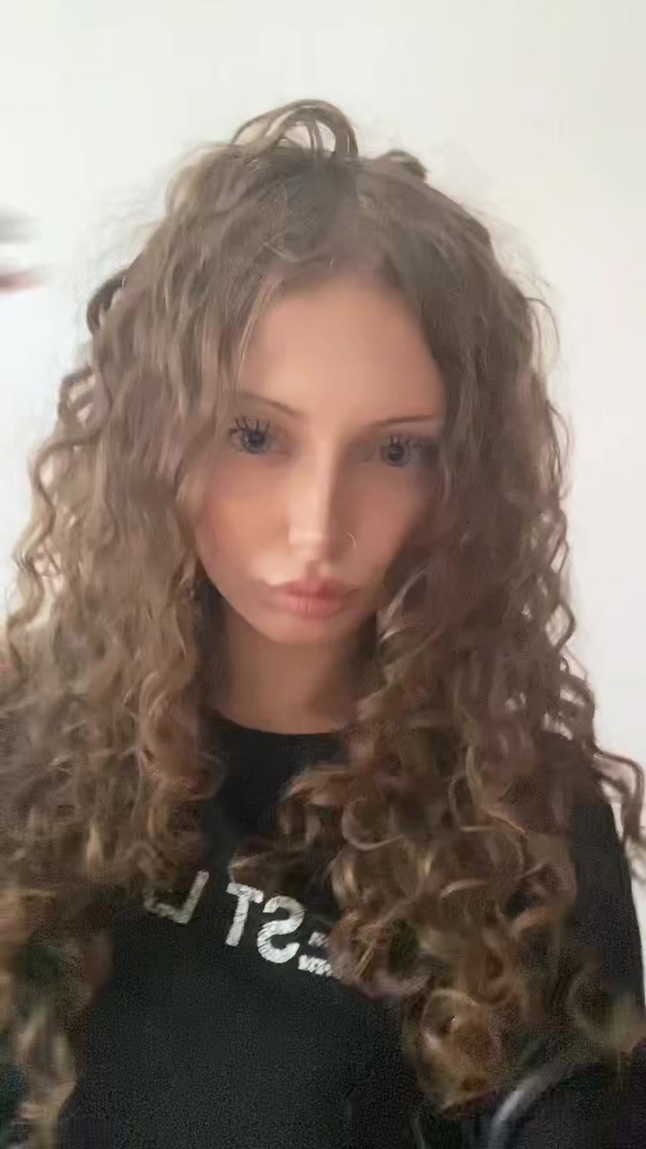 @taisssty