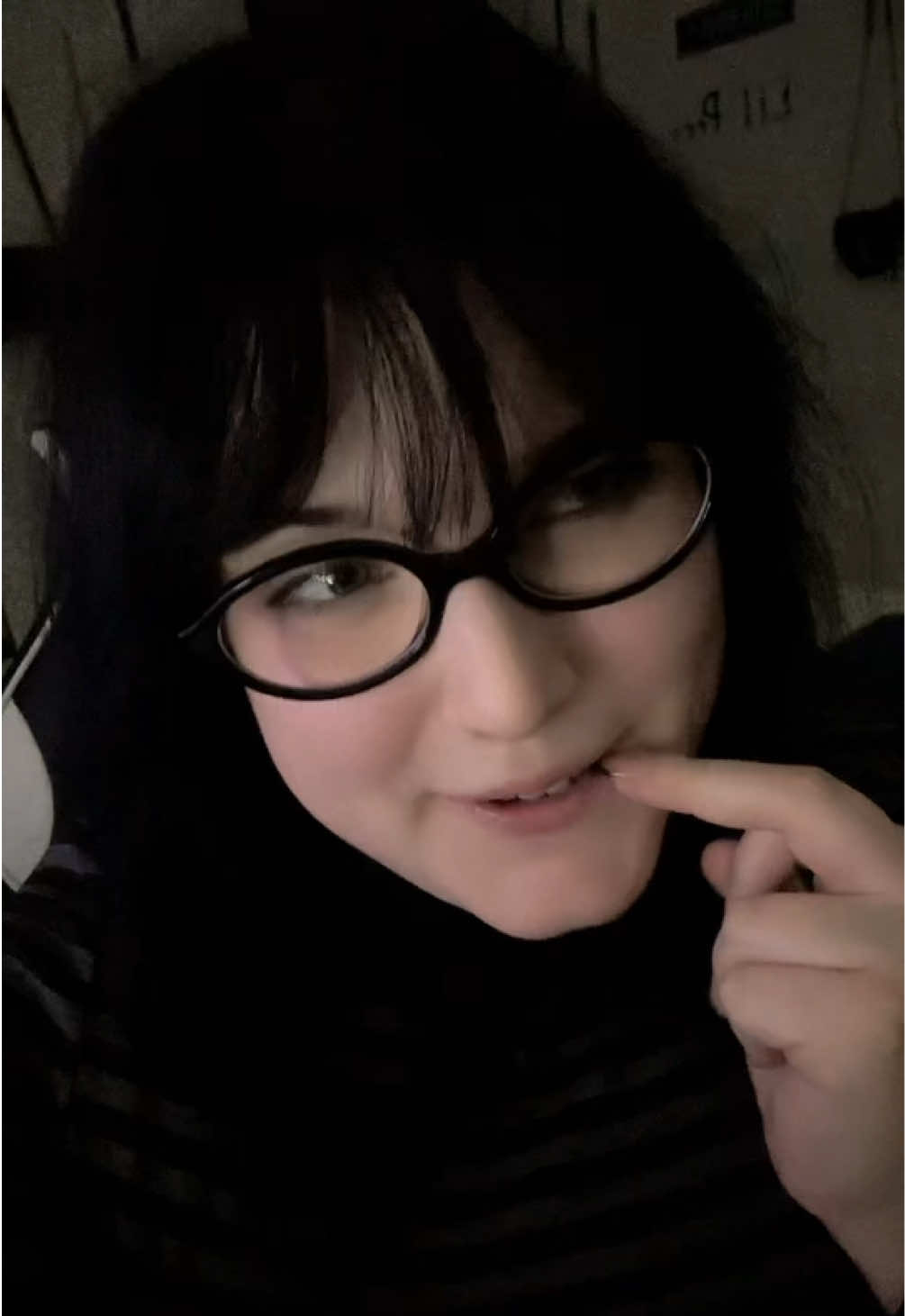 @BLOODISSIA