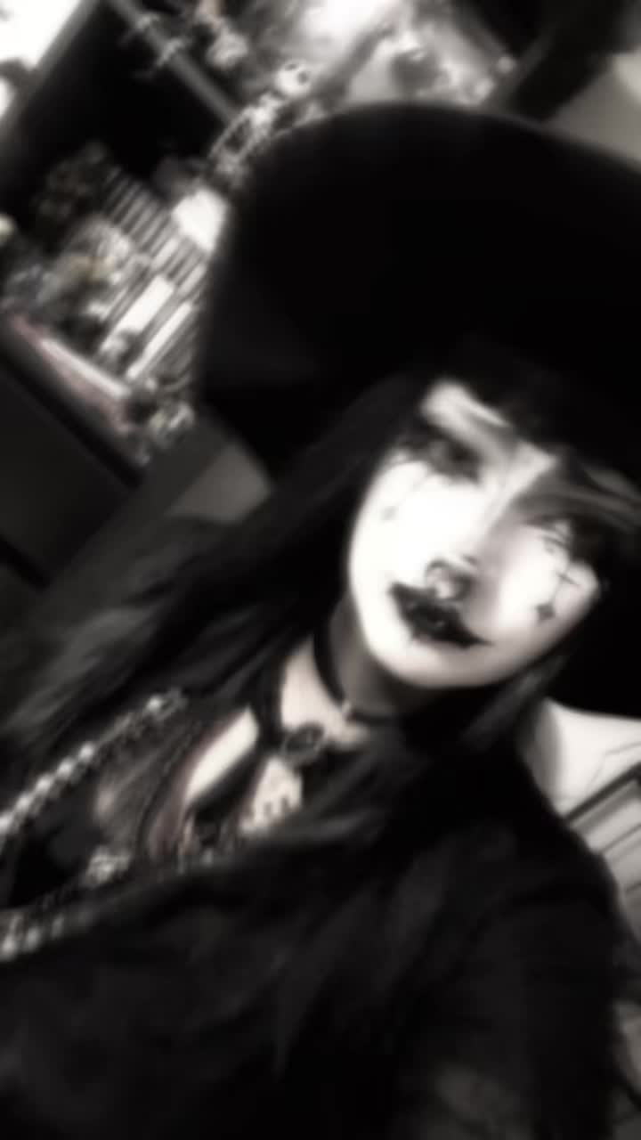 @🦇𓋹♱𝔈𝔩𝔞♱𓋹🦇