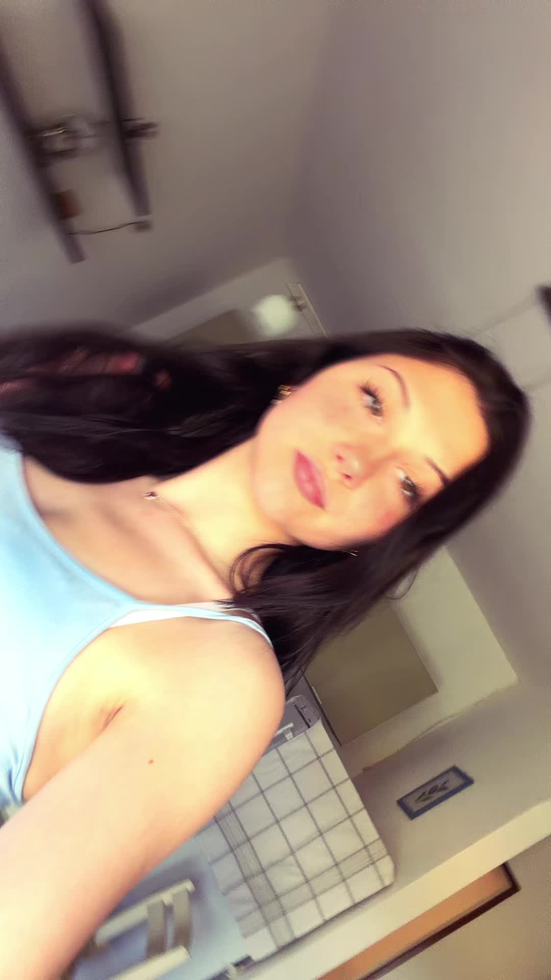 @Беатрис