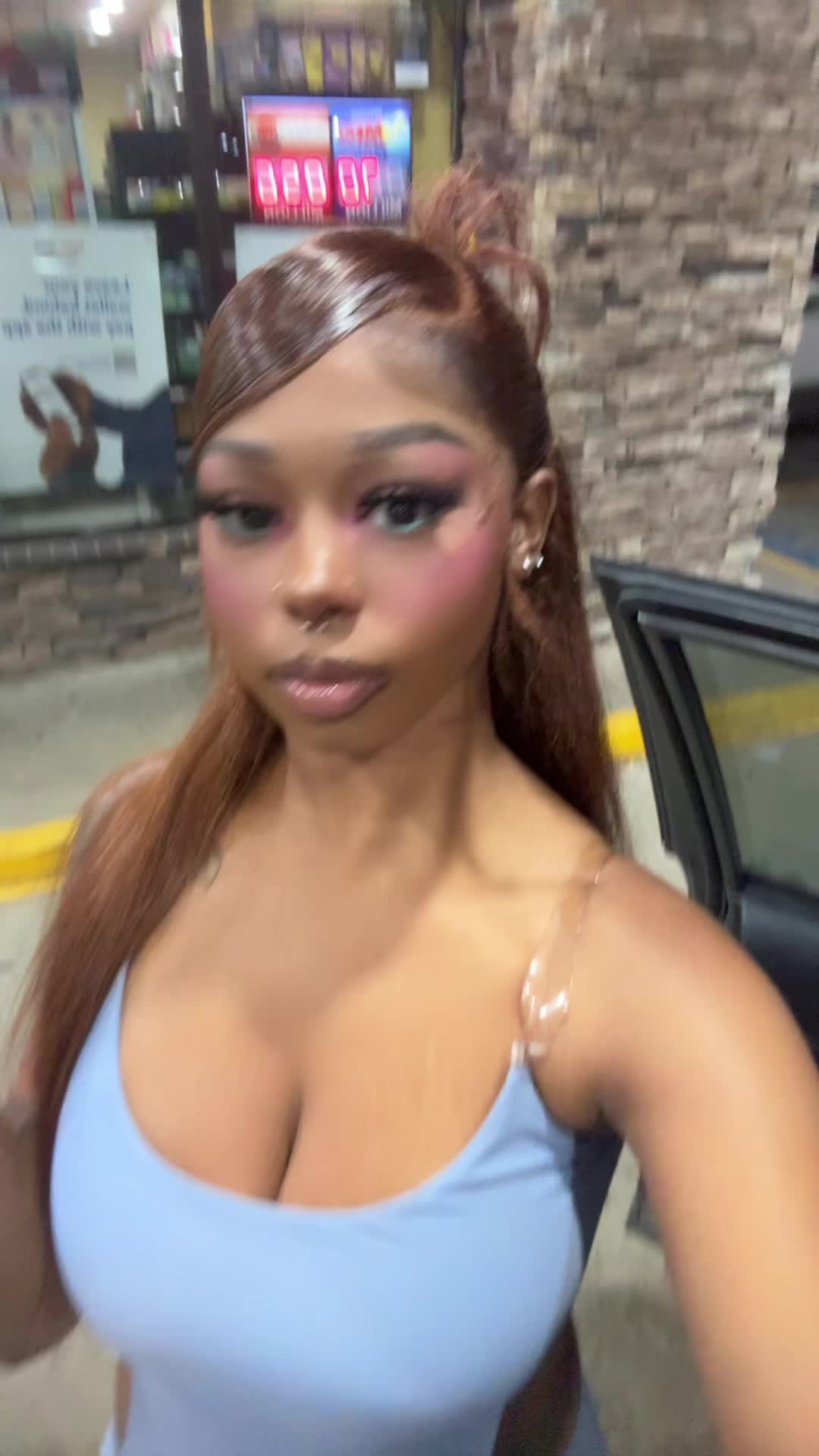 @alayahJ.