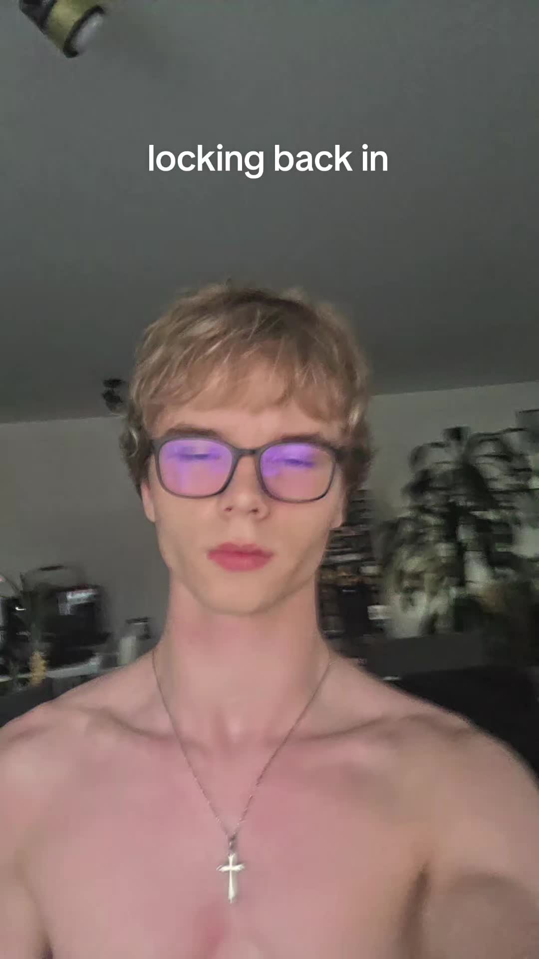@Vicotryona