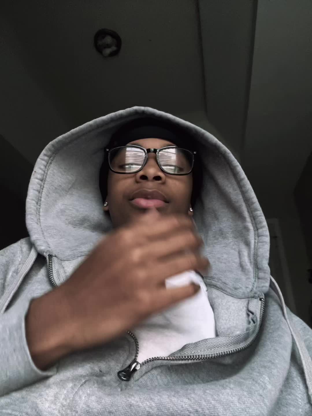 @🤷🏾♂️.