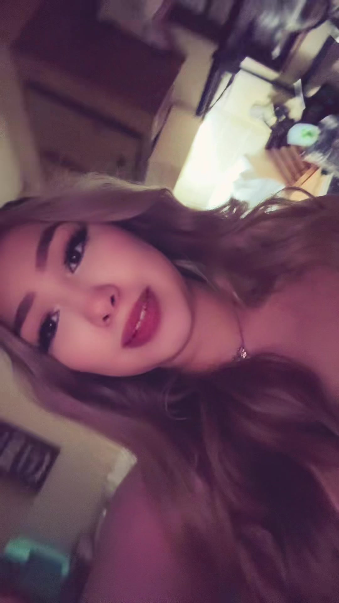 @Angelina🦋