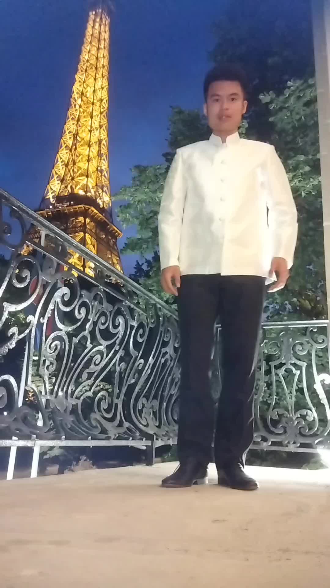 @Victor🇰🇭🇫🇷