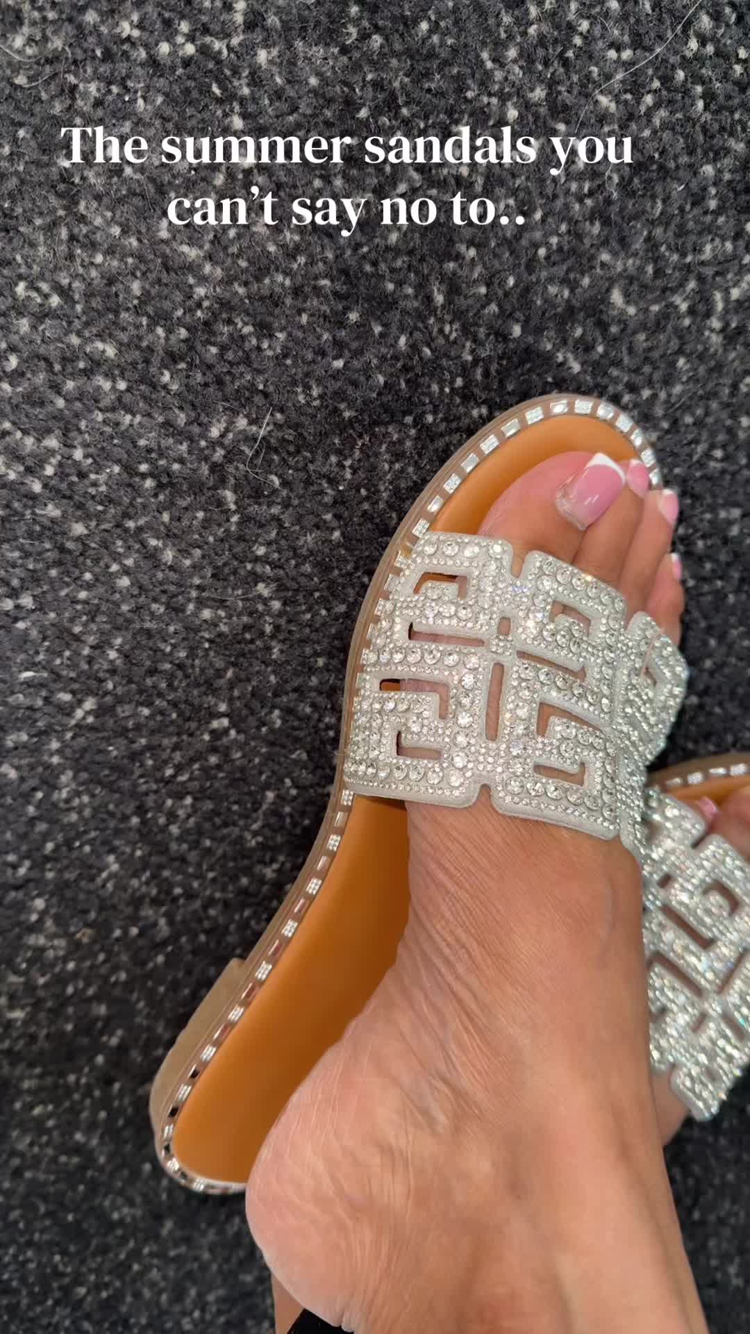 @FashionWorldLondon