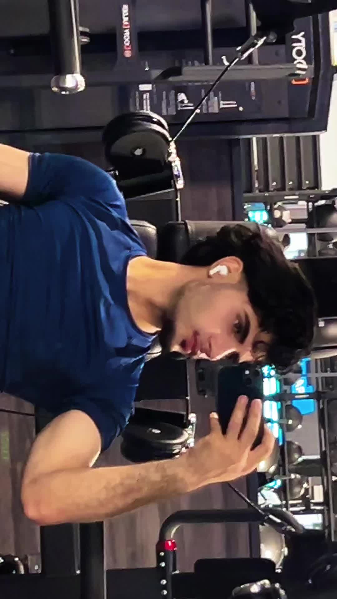 @ᕼᗩᒍI ᗩᖇSO