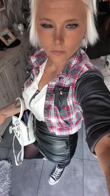 @Vanessa 😈