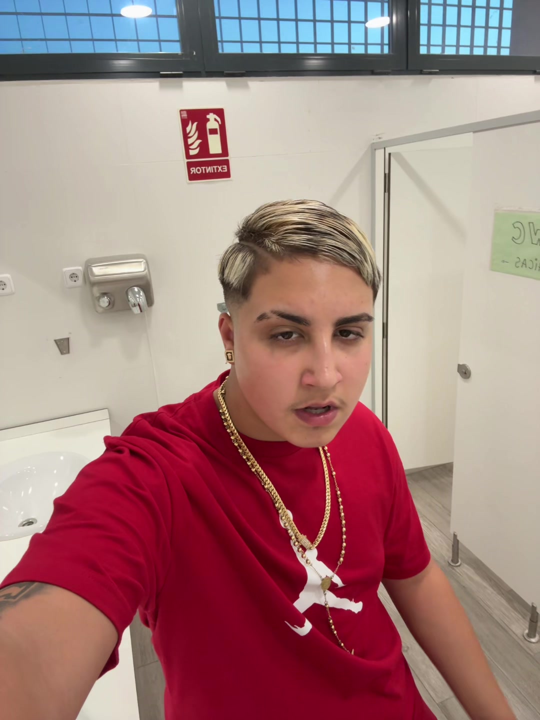 @Periquito_.06