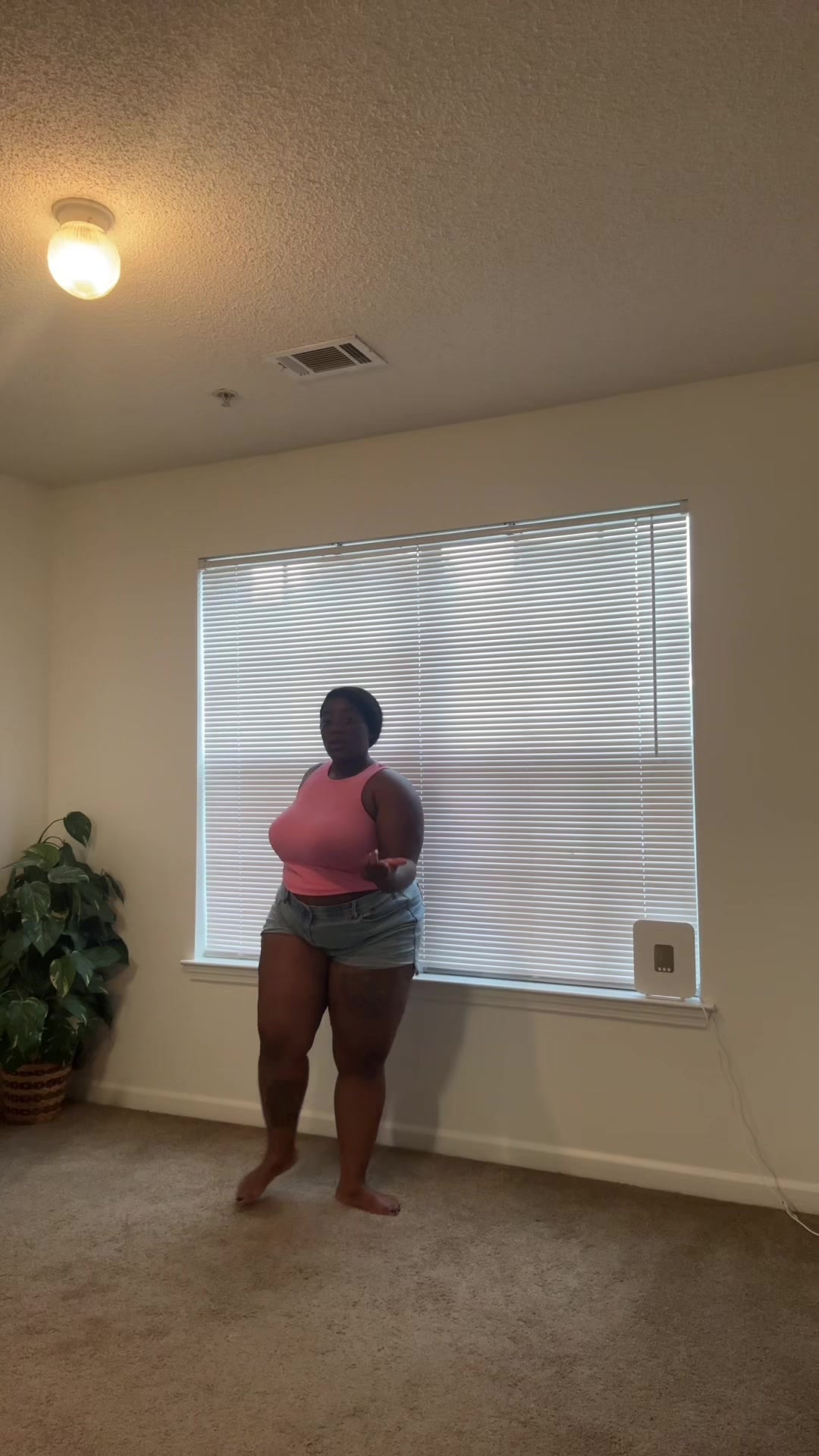 @Nia