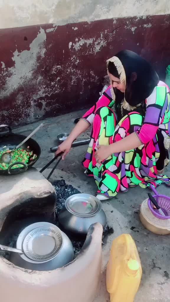 @Kaur🪯