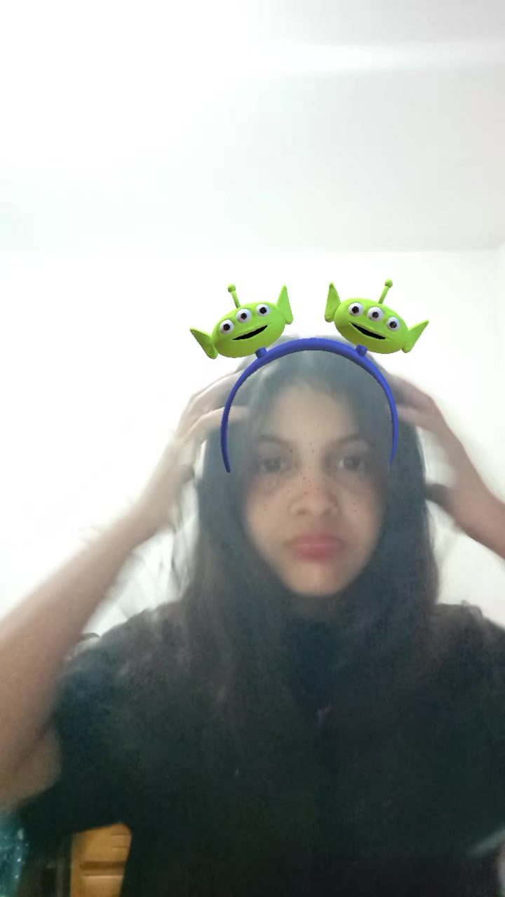 @la niña del pelo largo,