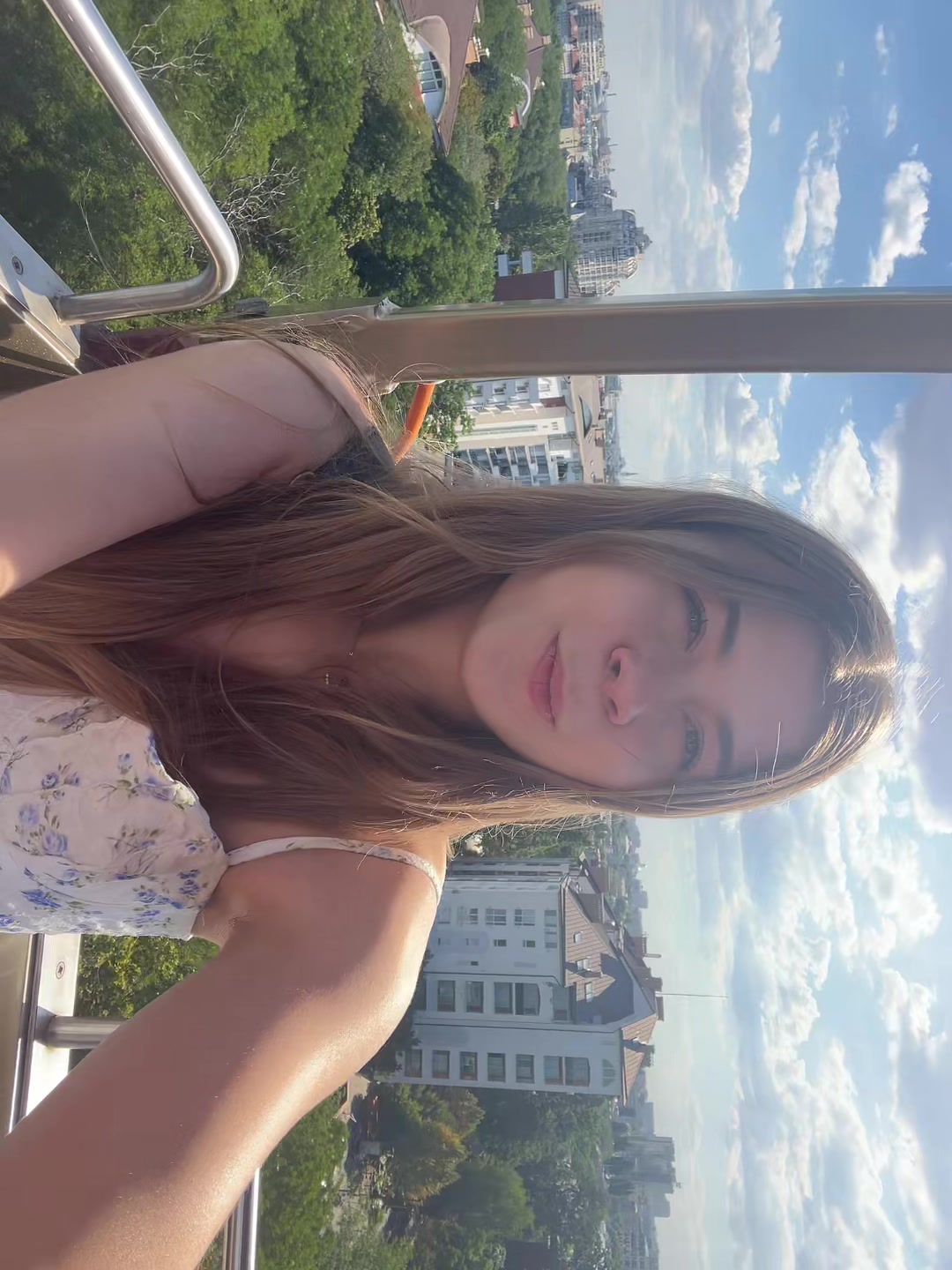 @Olia