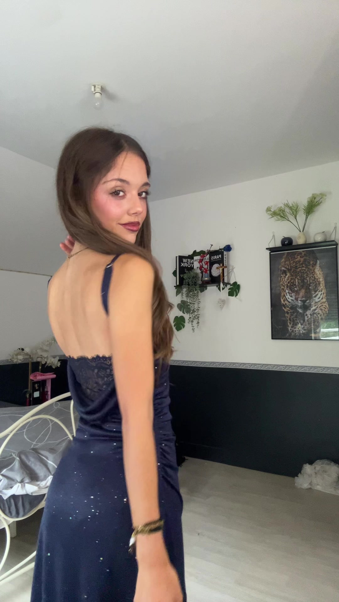 @emou🍒