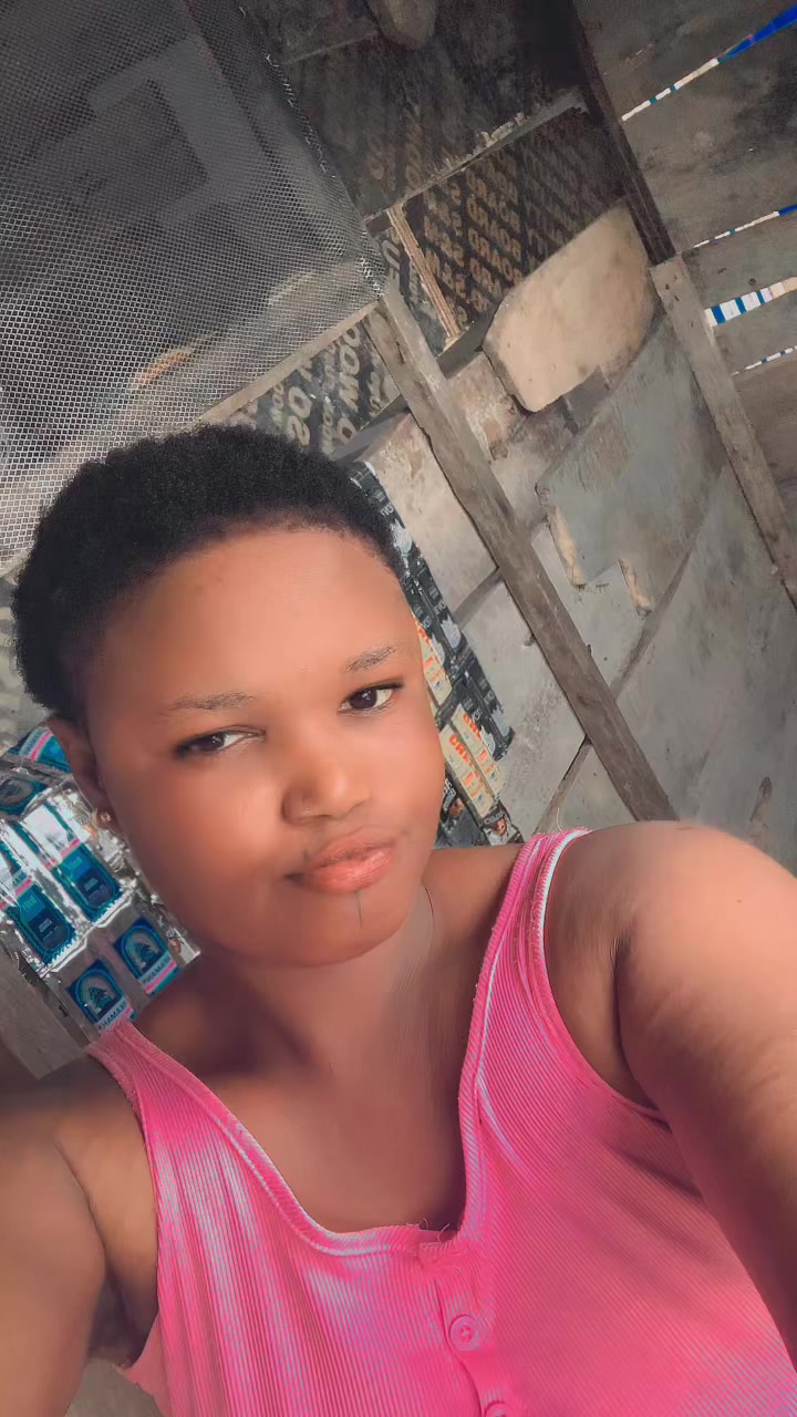 @Anikeade💕💕🥹