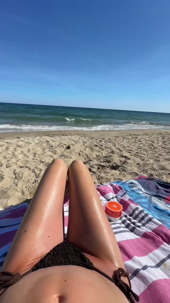 @Adelisa