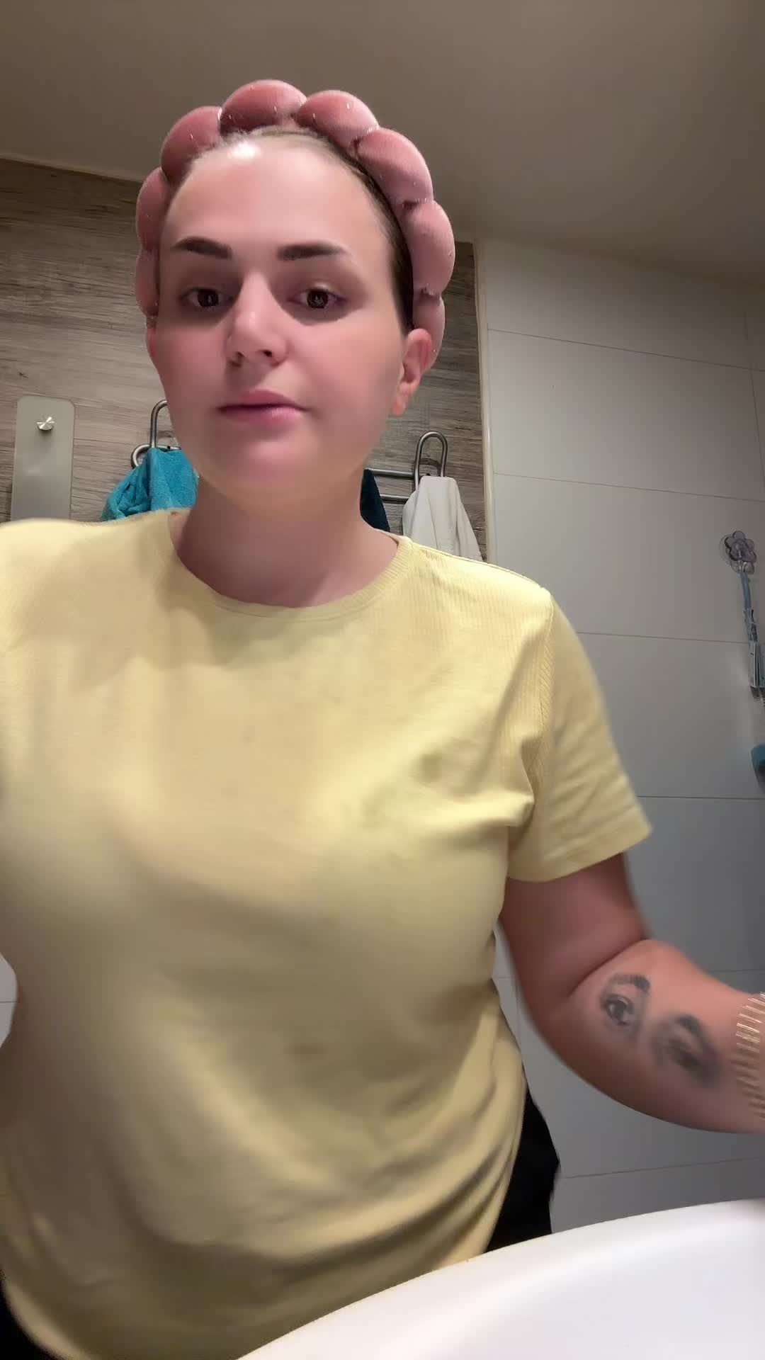 @Hazbie04