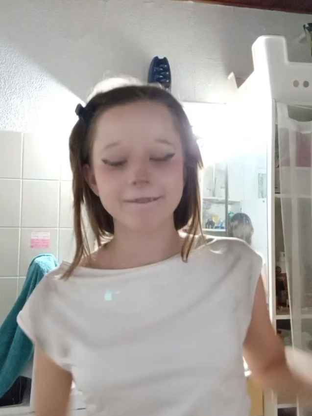 @Emiii