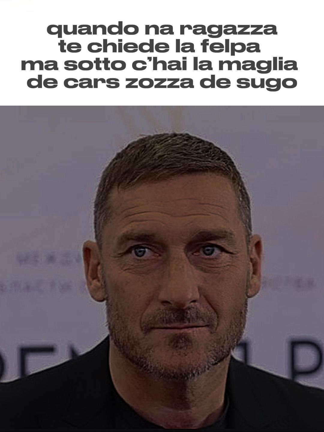 @uomopallaa