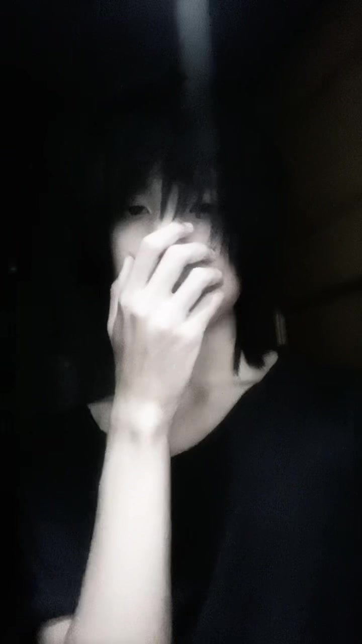 @l0ren_9