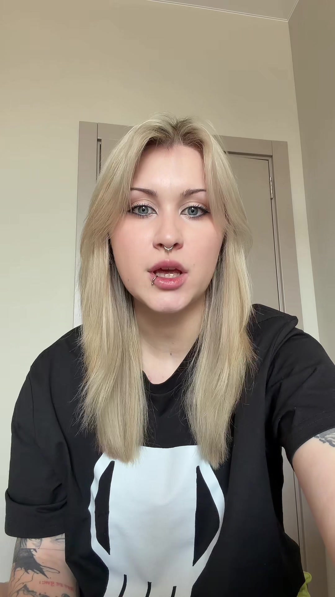 @anastezia