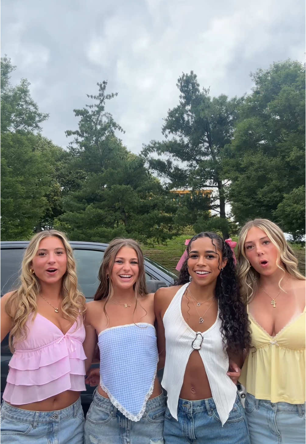 @sloane.daviss