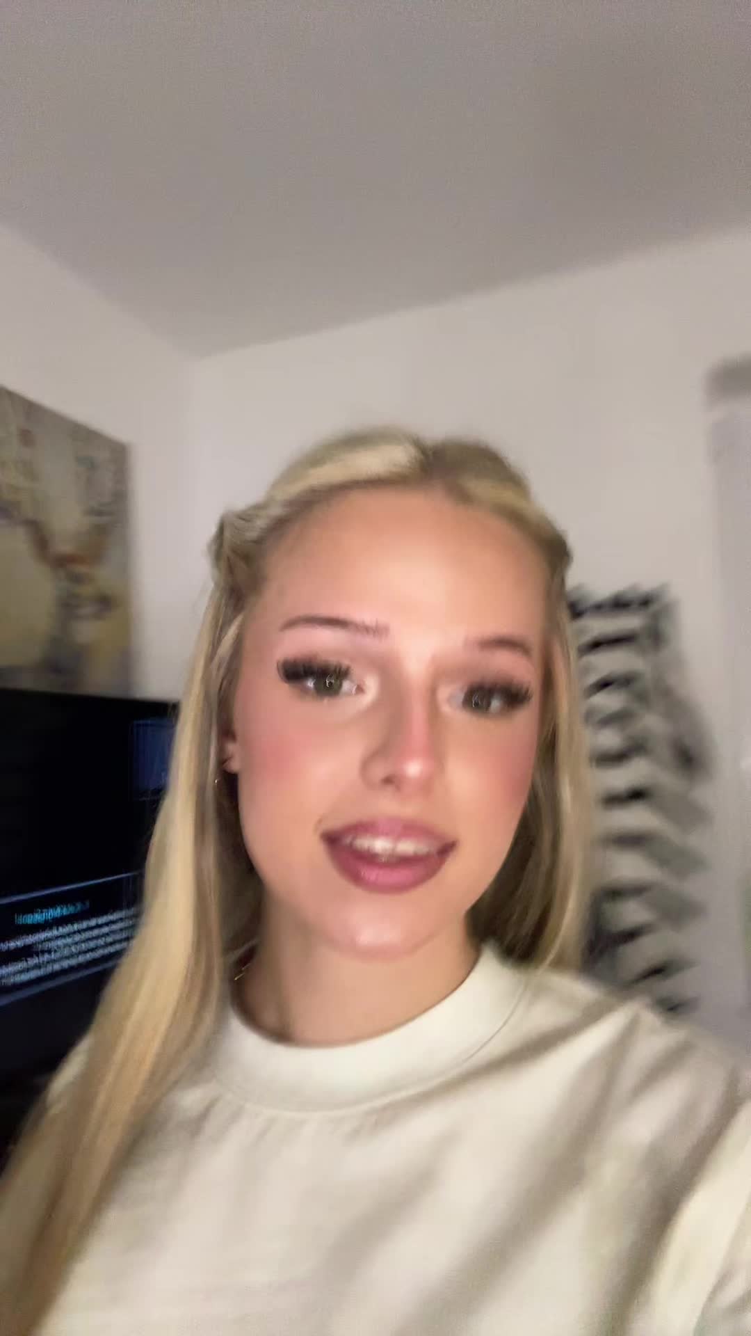 @𝐙𝐨𝐞𝐲