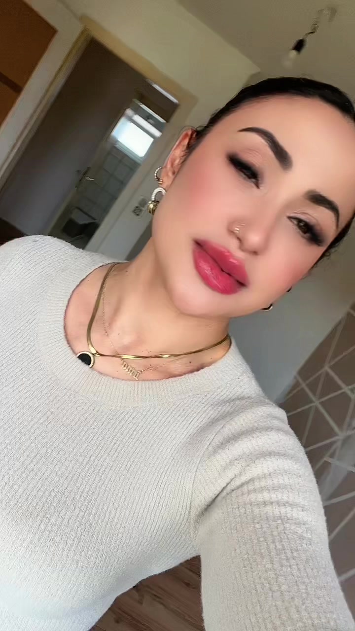 @lorylolyta32