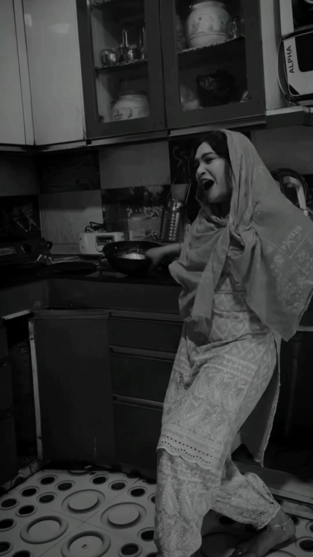 @𝗔𝗺𝗶𝗻𝗮 𝗘𝘀𝘁𝗶𝗰𝘅🥀