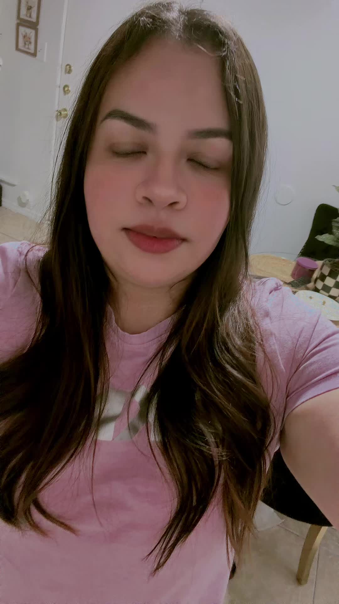 @Elisa🦋🌸🍒