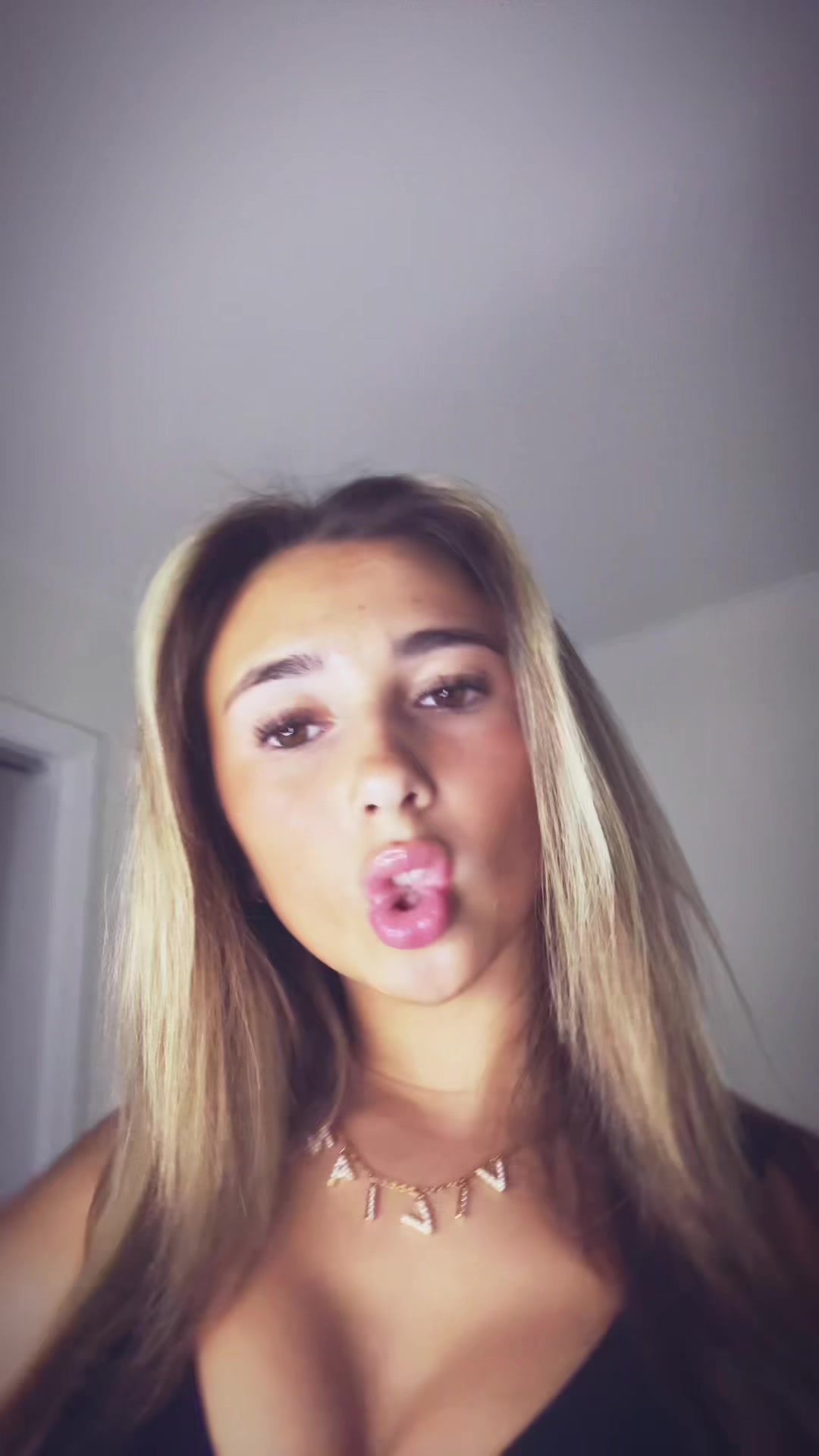 @𝓋𝒾𝓋𝒾𝒶𝓃